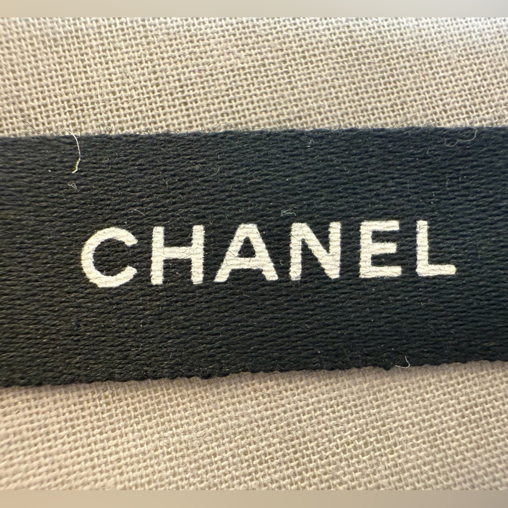 CHANEL Ribbon Bundle - Picture 5 of 5